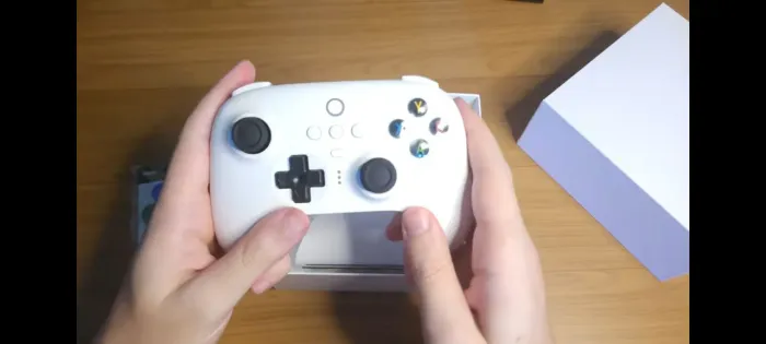 Controle Sem Fio 8BitDo Ultimate, Hall Edition, Branco