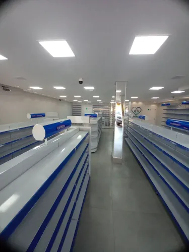 Gôndolas para loja - Novas