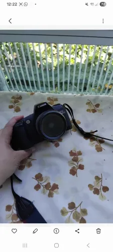 Máquina fotográfica canon eos