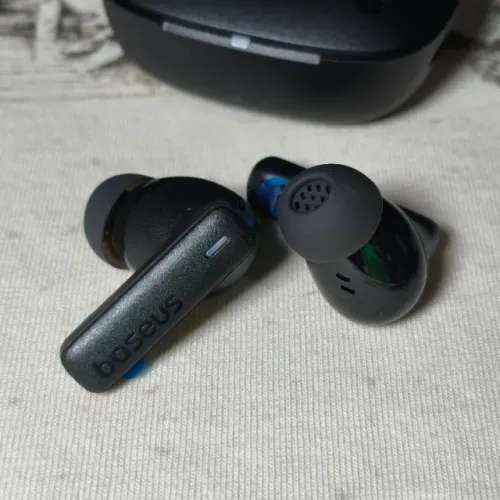 Fone sem fio tws Baseus Bowie E19 prova d'água otimo custo beneficio.