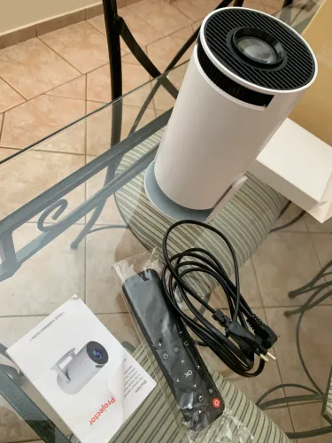 Projetor NOVO. HY-300 