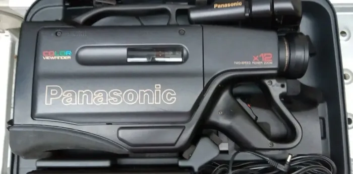 Filmadora Panasonic OmniMovie VHS