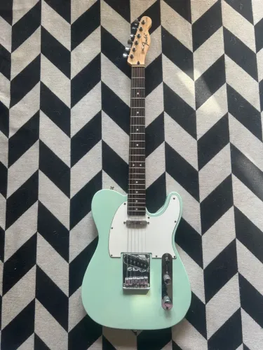 Guitarra Squier Surf Green (Decalque Fender)