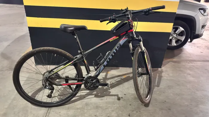 2 Bicicletas Lotus (Masculina/feminina)