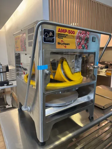 Abridor de massa de pizza até 50cm para acelerar o processo abertura da massa 