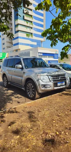 Mitsubishi Pajero HPE Full 3.2 4X4 T.i.dies. 5P AUT 2019