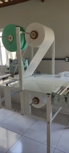 Máquina de Fabricação de Fralda Descartável