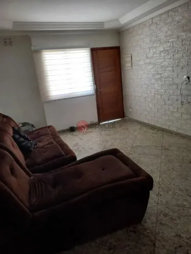 Casa de condomínio na Vila Matilde, 198 metros.