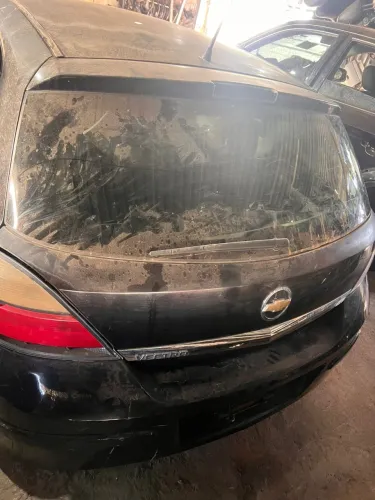Tampa traseira Vectra GT