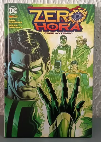 Zero Hora: Crise no Tempo - Capa Dura