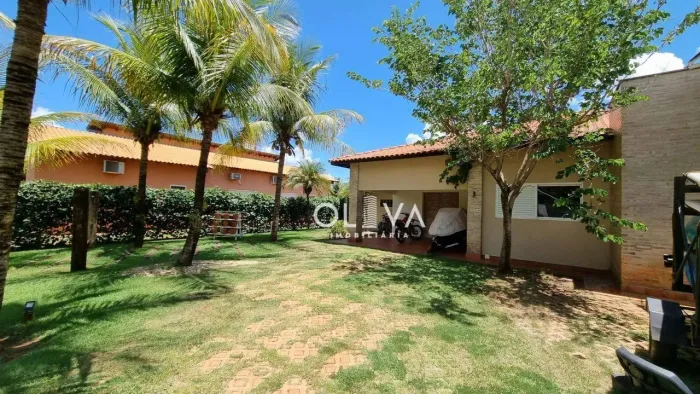 Rancho com 4 dormitórios à venda, 250 m² por R$ 1.750.000 - Condomínio Marina Bonita - Zac