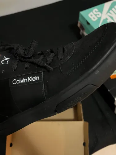 Tenis Calvin Klein NOVO, ORIGINAL