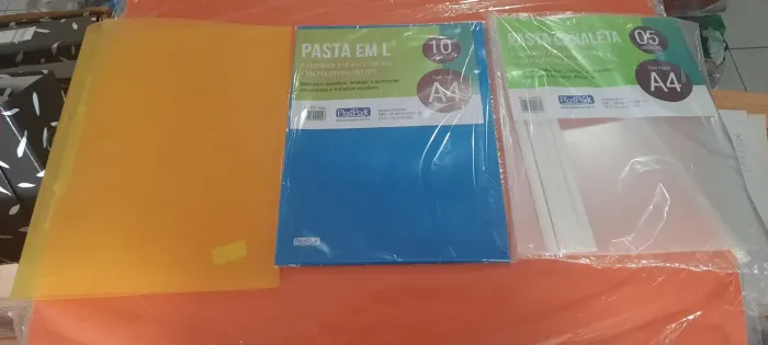 P.plástica c/canaleta,g.trilho e tipo L