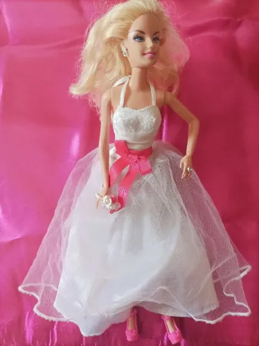 Barbie Noiva original Matel 2009