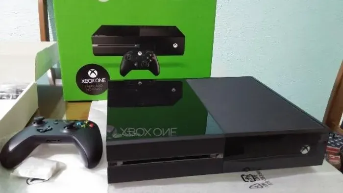 Xbox one com 2 controles + 3 jogos originais / analiso trocas 