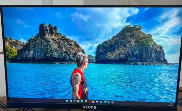 Monitor Gamer Ozone DSP25 24.5? 144Hz 1ms FreeSync/G-Sync - Estado de Novo