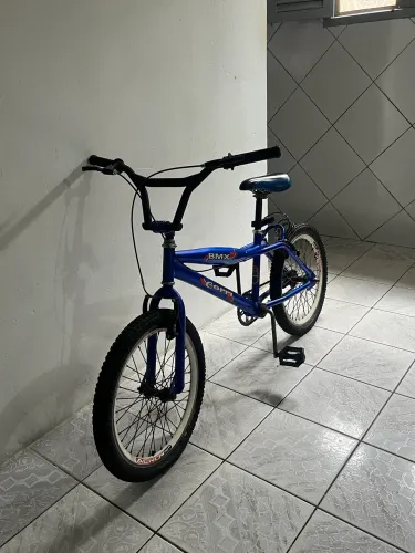 Bicicleta BMX