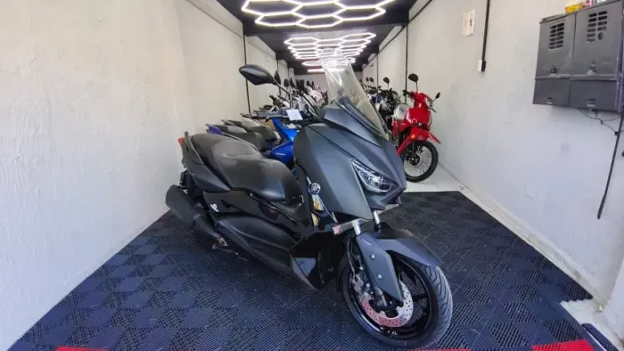XMAX 250 2021