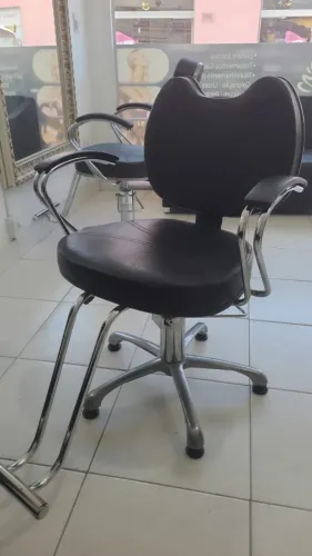 CADEIRA HIDRÁULICA DE CABELEIREIRO - PROFISSIONAL