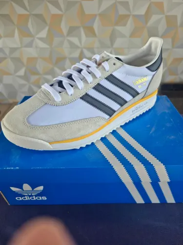 Tênis Adidas SL 72 RS