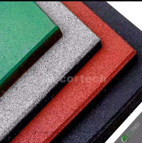 Piso emborrachado para playground parque academia placa 50x50   
