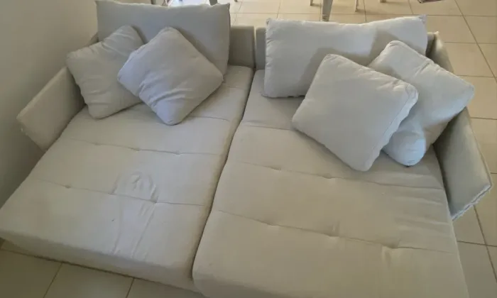 Vende se sofá retrátil