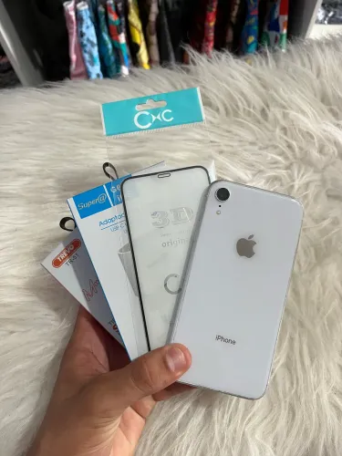 iPhone XR 