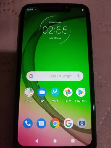 Celular Moto G7 Play c/ 32 GB de memória e Android 10