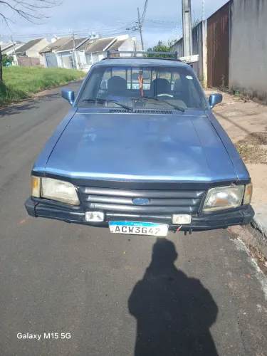 Ford Pampa GL 1.6/ 1.8 (álcool) 1992