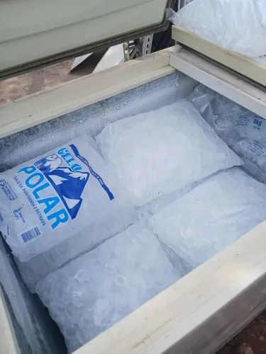 Freezer horizontal gelando super bem