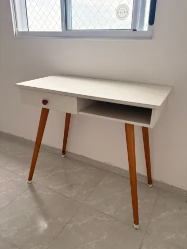 Mesa para escritório 1,10 por 45cm 