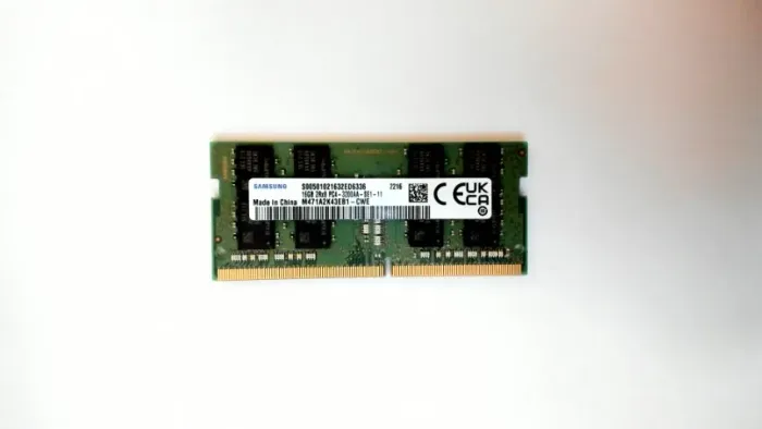 Memória de notebook Samsung PC4-3200 ( tenho 2 pentes de 16gb).