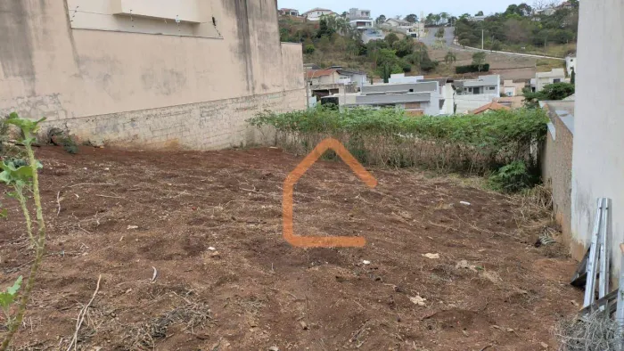Terreno à venda, 300 m² por R$ 203.000 - Colinas de Santa Barbara - Pouso Alegre/MG