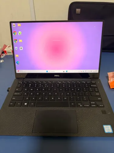 Dell XPS 13 i7 8 geração/ 16GB RAM / SSD 512GB / Tela Touch