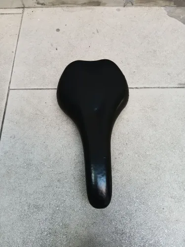 Banco de bicicleta selim preto