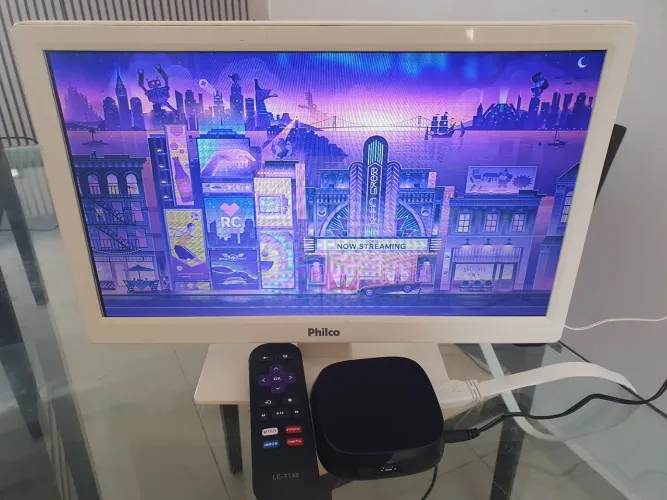 Tv Philco. 16 Pol conversror branca sem controle