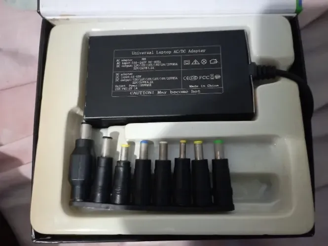 Fonte/Adaptador Universal para Notebook