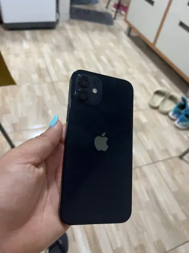 iPhone 12 - 64GB