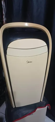Ar-condicionado portátil Midea Tango 10.500 BTUs