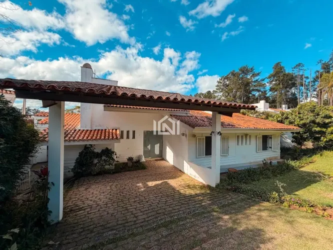 Casa para venda ou locação no condomínio Jardim Amanda