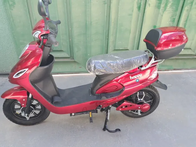 Scooter elétrica happy