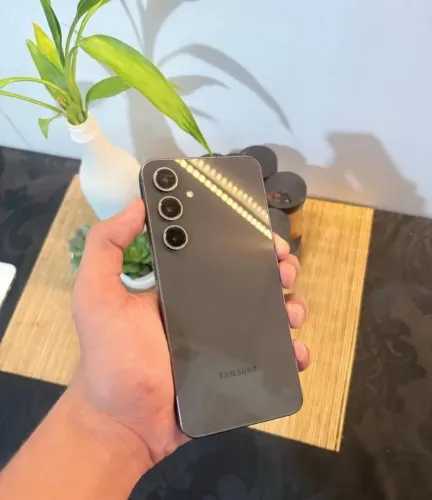 S24 fe 128gb 8 de ram