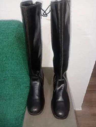 Vendo Bota Cano Alto Preta