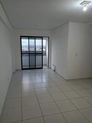 Lindo Apto com 3 quartos 2 suítes, Varanda e Nascente no Barro Duro - Maceió - AL