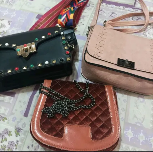 3 bolsas pequenas