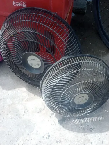 Vendo duas grades ventilador arno