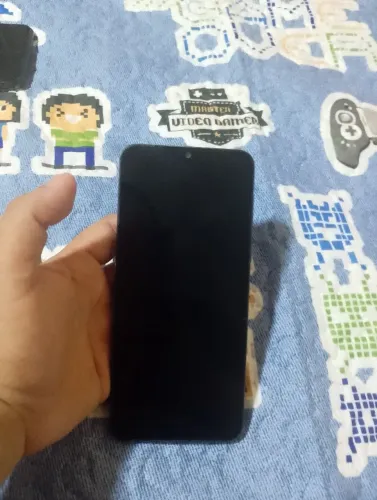 Moto E 13