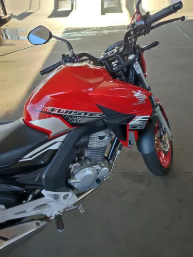 Honda CB 250F Twister