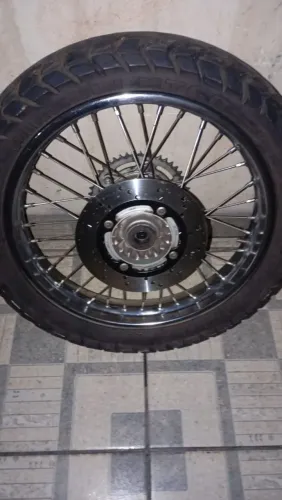 Roda traseira da xre 190/ bros 160