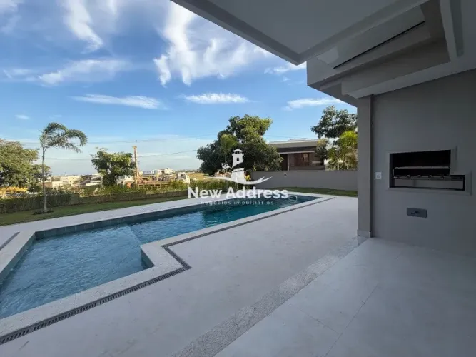 Casa Duplex em construção à venda no condomínio Riviera Park!